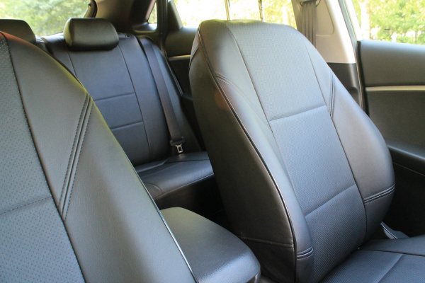 Чехлы на сиденья Nissan Qashqai 2 (2013-нв) чёрная перфорированная экокожа Classic P03-E03-E01-99-444-10 - Фото 8