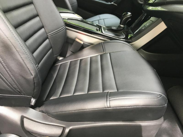 Чехлы на сиденья Hyundai i40 (2011-нв) (Седан Base/Comfort /Lifestyle) коричневая экокожа и двойная строчка ромб BM E35-E35-E33-44-1-0-260-11 - Фото 4