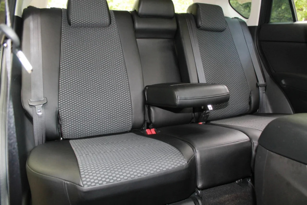 Чехлы для сидений Volkswagen Polo VI (2020-н. в.) серый велюр с экокожей BM T08-E03-E01-99-1-0-584-19 - Фото 1