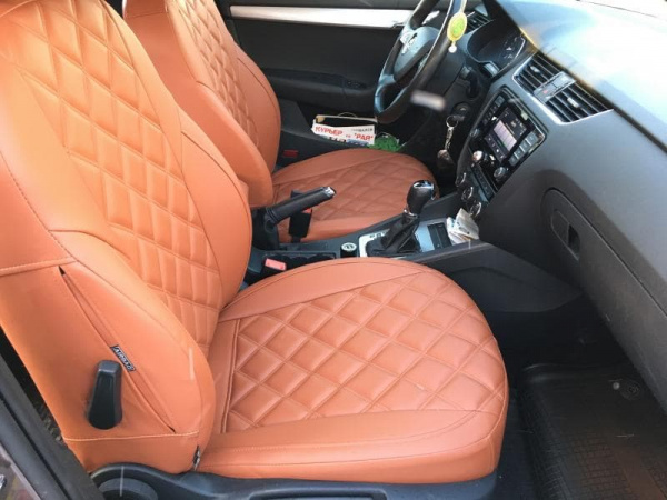 Чехлы на сиденья для Toyota RAV4 5 (XA50) (2018-нв) коричневая экокожа и двойной ромб BM E35-E35-E33-44-E-0-626-00 - Фото 3
