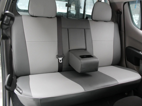 Чехлы на сиденья для заднего ряда Volkswagen Polo (2020-н. в.) серая перфорированая экокожа с тёмно-серой BM BACKP26E23E21991058421X - Фото 1